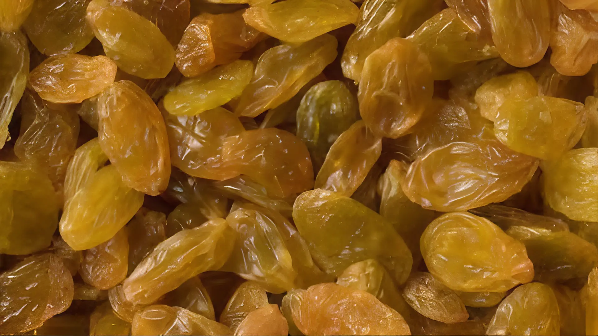SULTANAS/ MUNAQQA theorganicparadise.pk